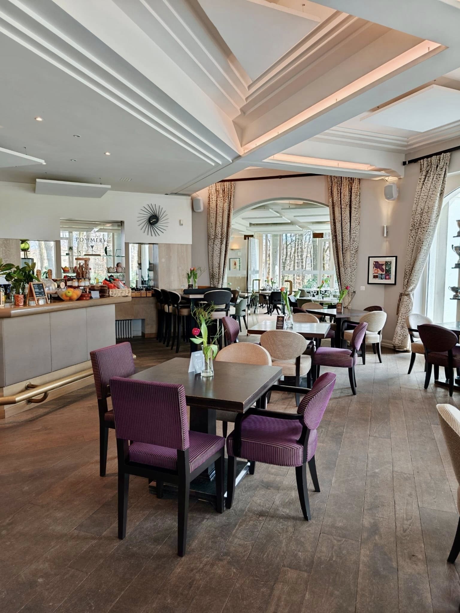 Salle bar de L'Hippodrome